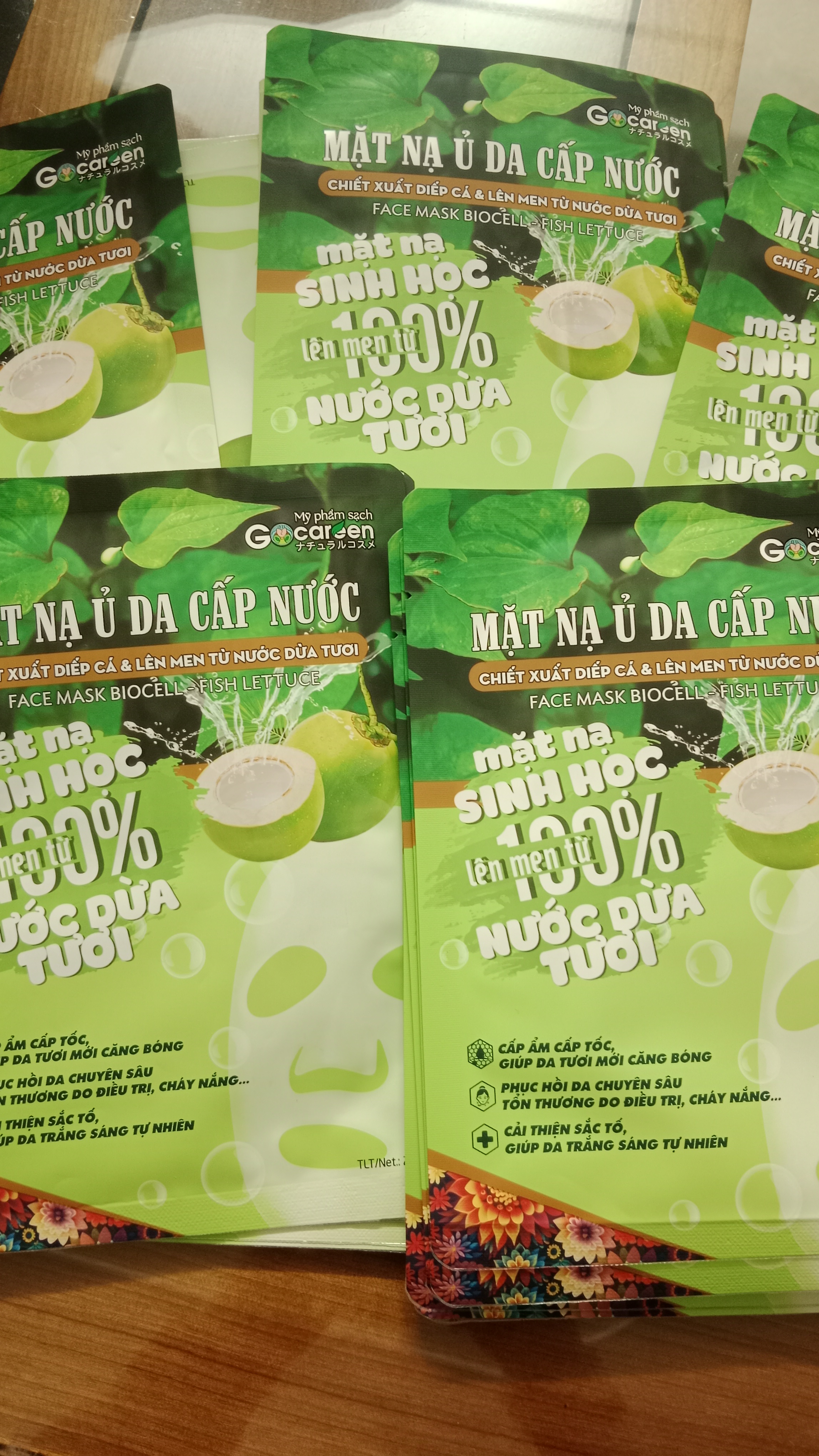 Mặt nạ sinh học lên men dừa tươi